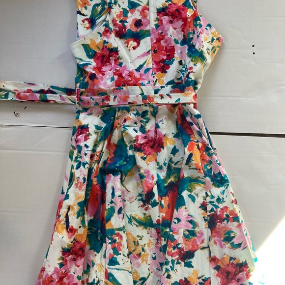 ModCloth Ixia Retro Floral Fit & Flare Dress - Picture 7 of 7